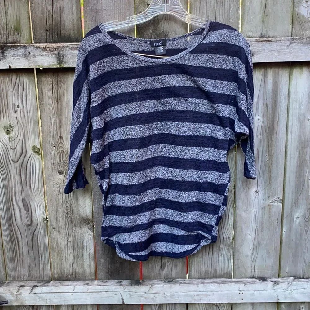 Rue 21 Stripped Top sz. S
